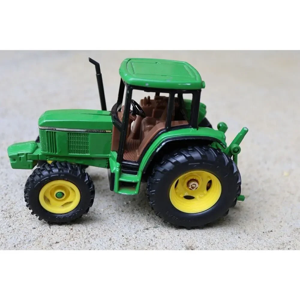 John‎ Deere Toy Tractor Diecast Green and Yellow 6